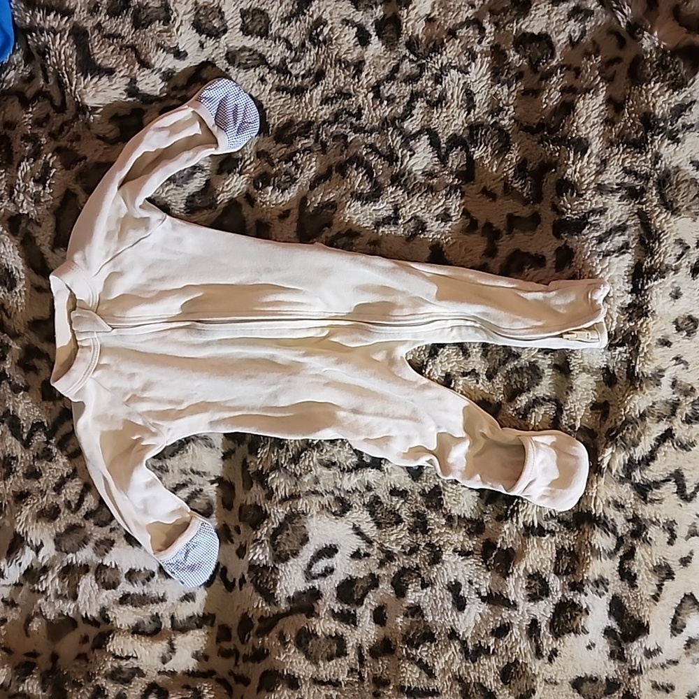 Goumi Convertable Footie Pajamas (Bundle and Save)